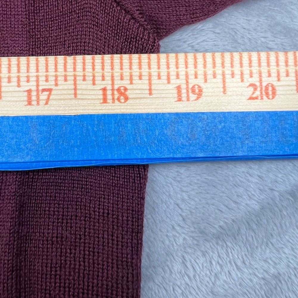 EXPRESS Crewneck Sweater Mens Medium Burgundy Maroon 100 Merino Wool .5" Hole - Picture 8 of 16